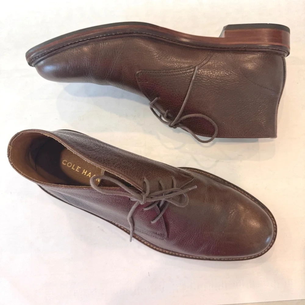 Cole Haan Men 9.5 M Brown Pebbled Leather Chukka Boots C22941 Lace Up Ankle